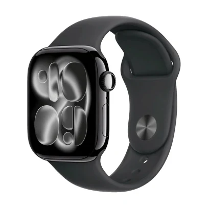 Apple Watch Series 11, 46 мм корпус из алюминия цвета «Jet Black», ремешок Sport Band размера M/L цвета «Black»